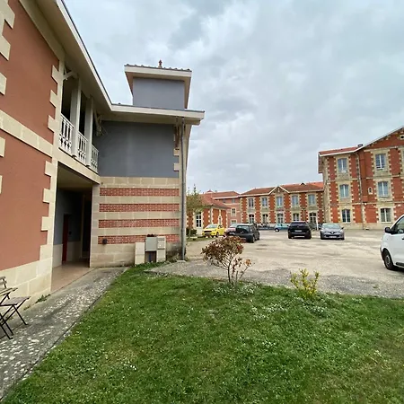 - Hyper Centre Et *
